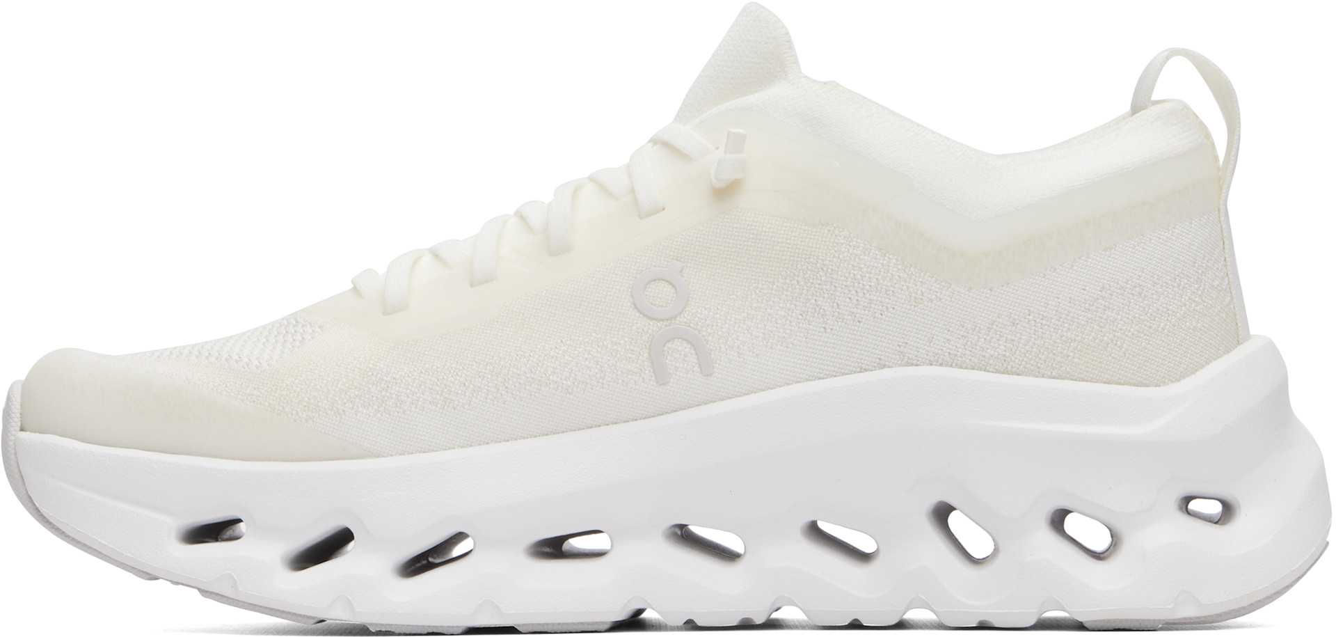 On - Baskets Cloudtilt Moon blanches
