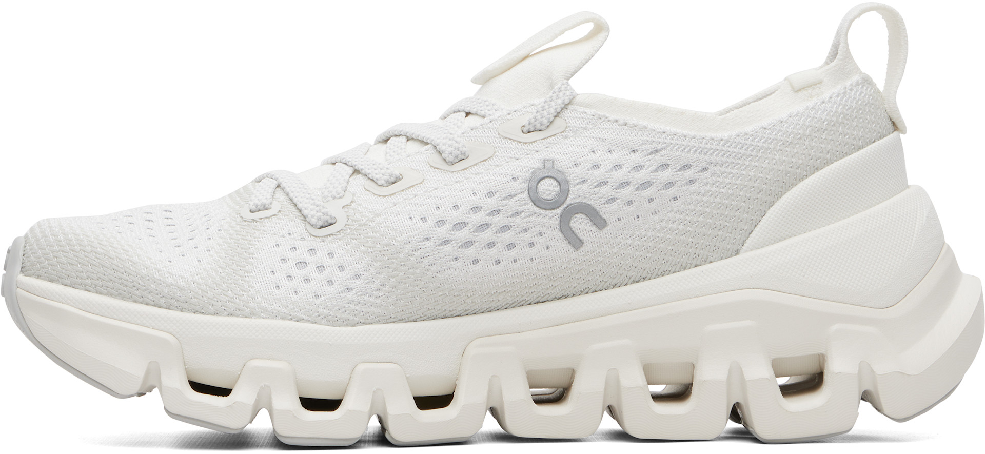 On - Baskets Cloud X Tempo grises