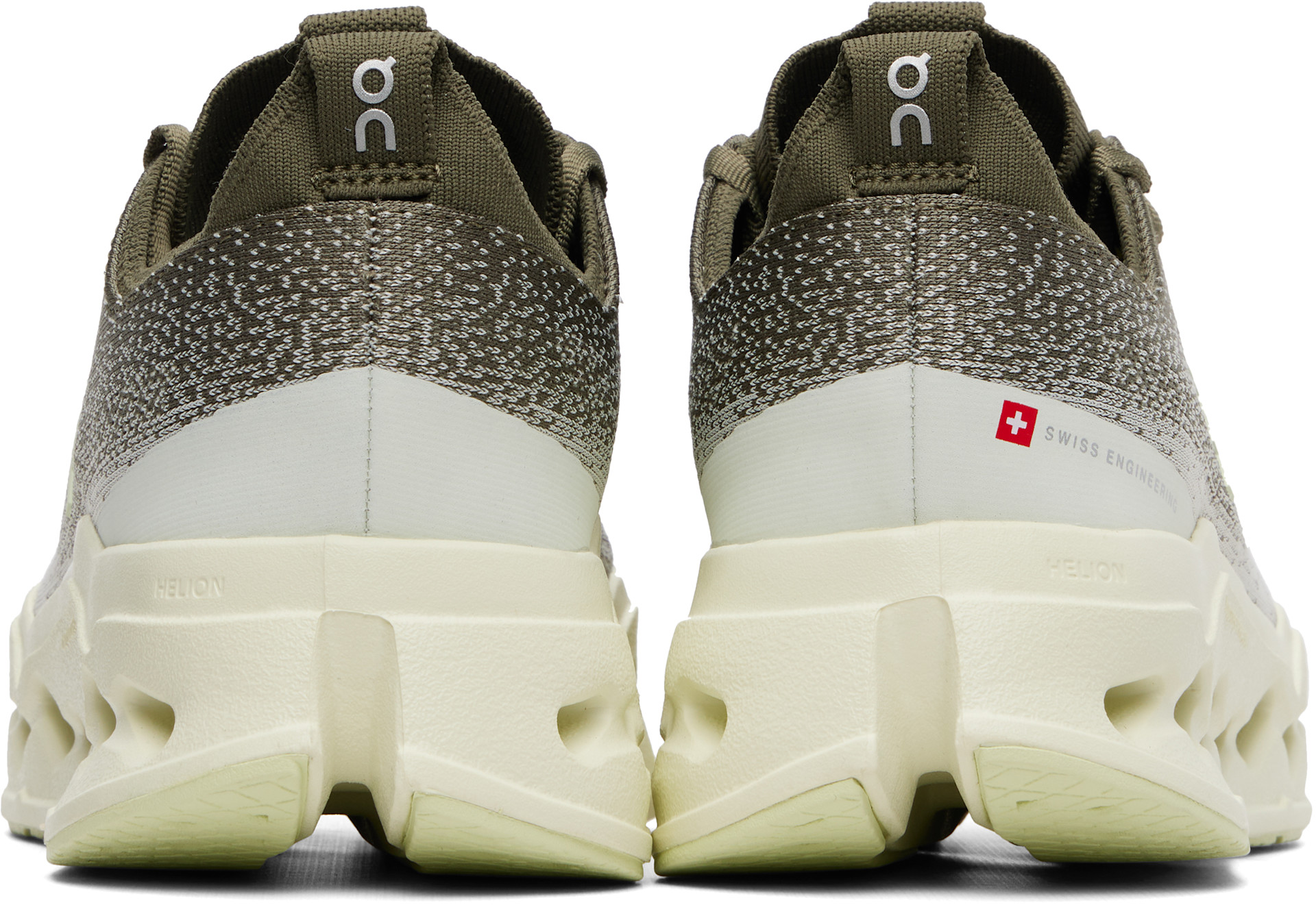 On - Baskets Cloudsurfer Max kaki