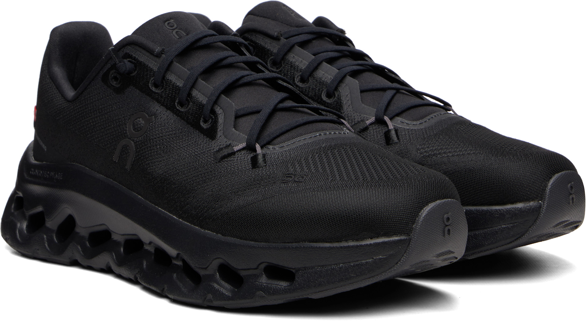 On - Black Cloudtilt Sneakers