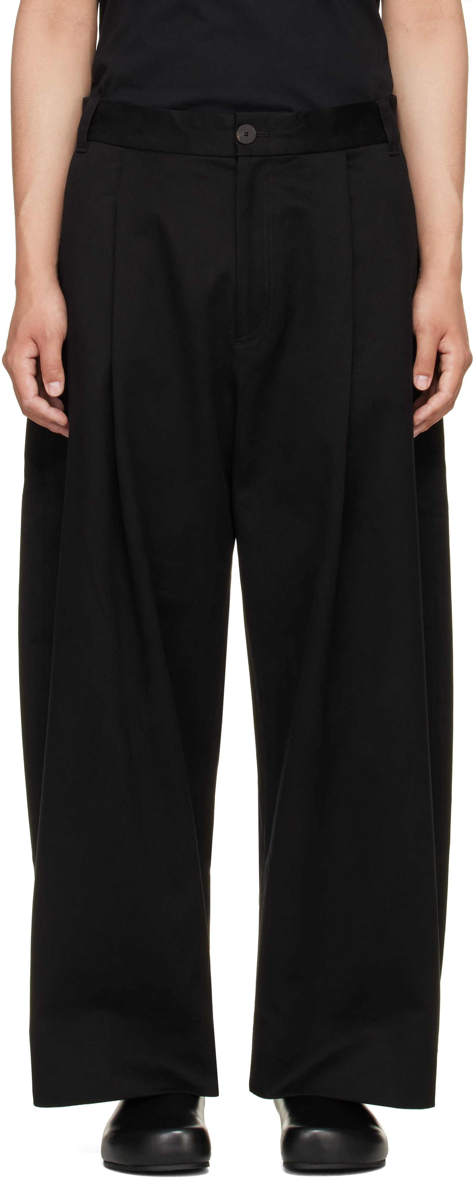 Studio Nicholson - Black Sorte Pleated Trousers