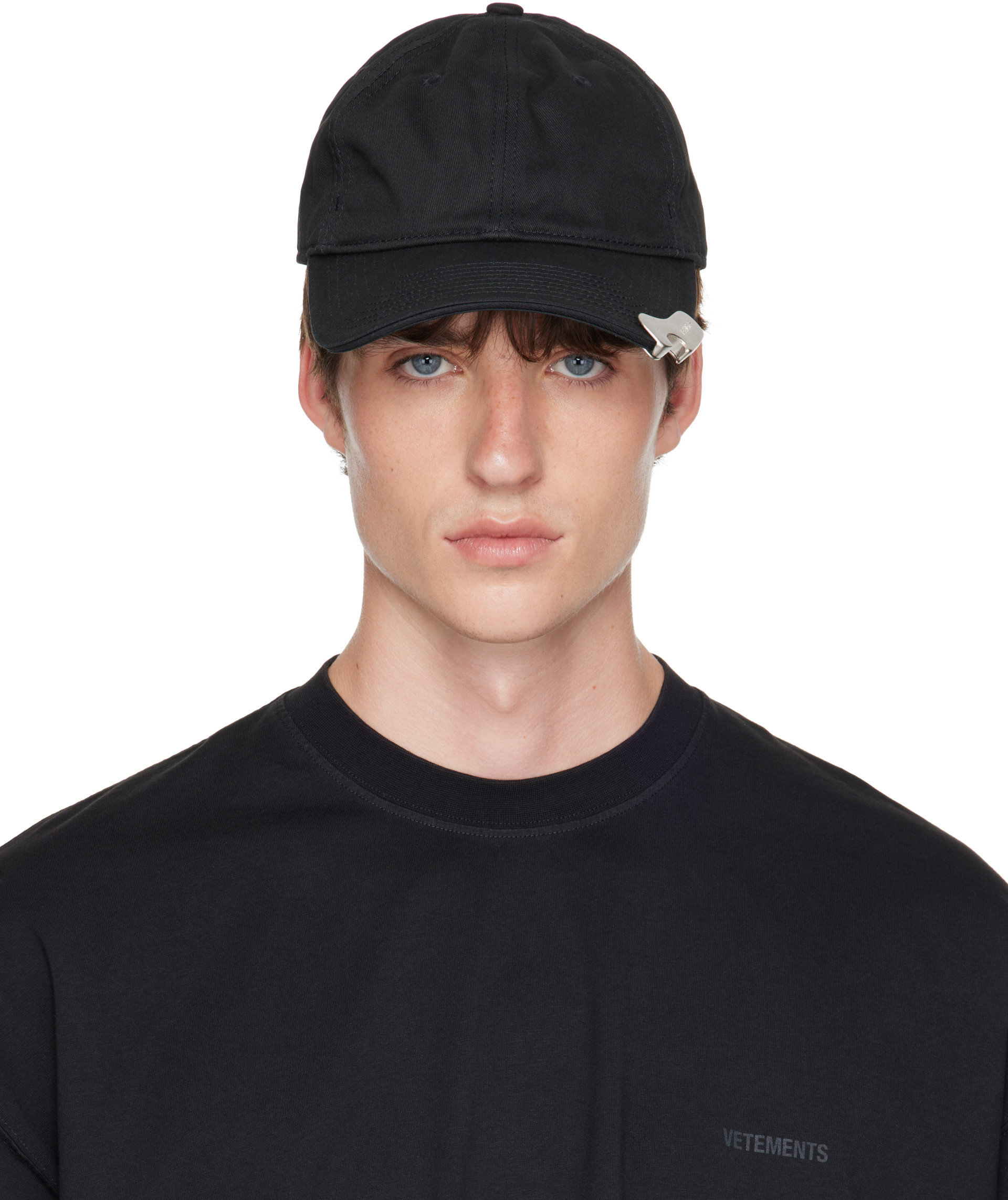 VETEMENTS - Casquette noire à décapsuleur