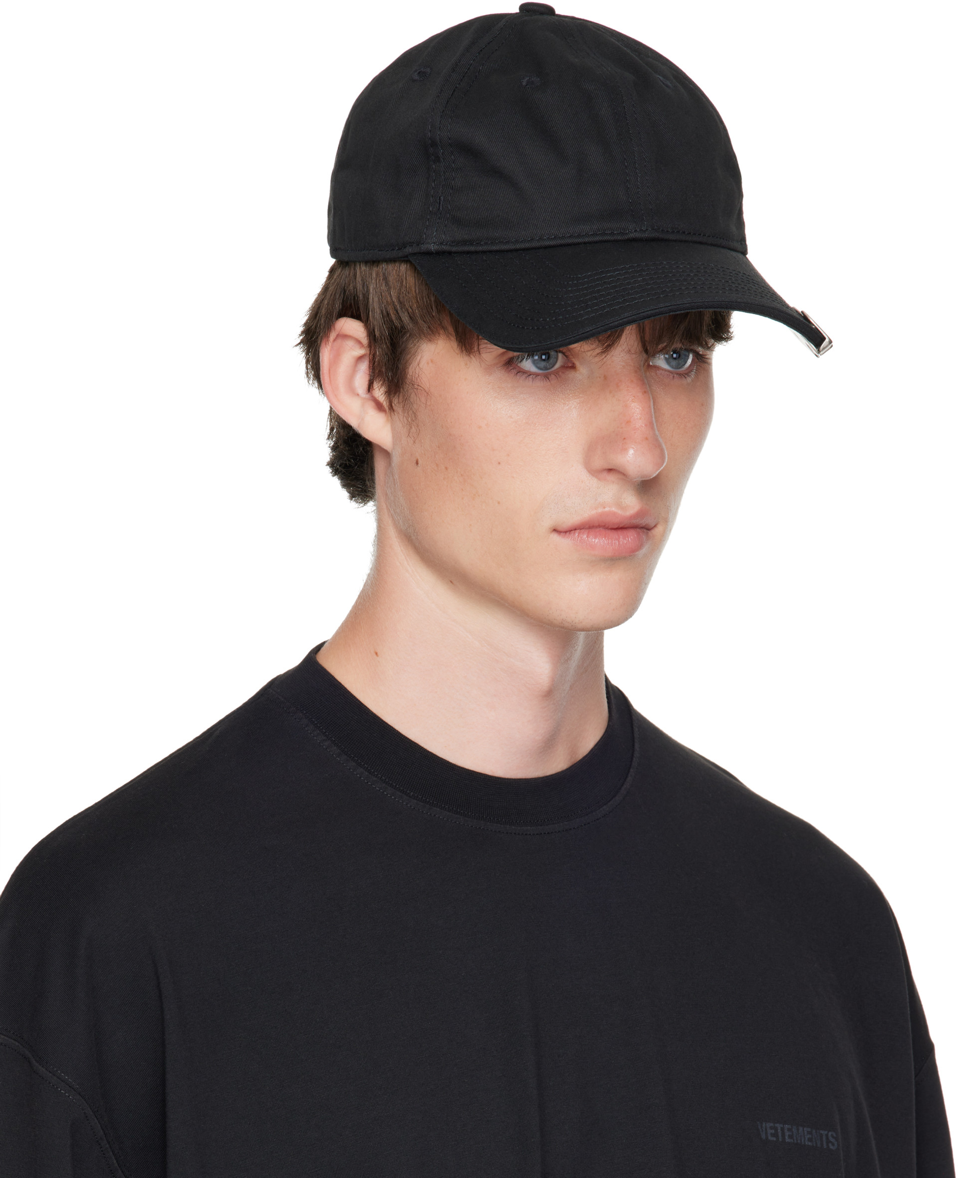 VETEMENTS - Casquette noire à décapsuleur