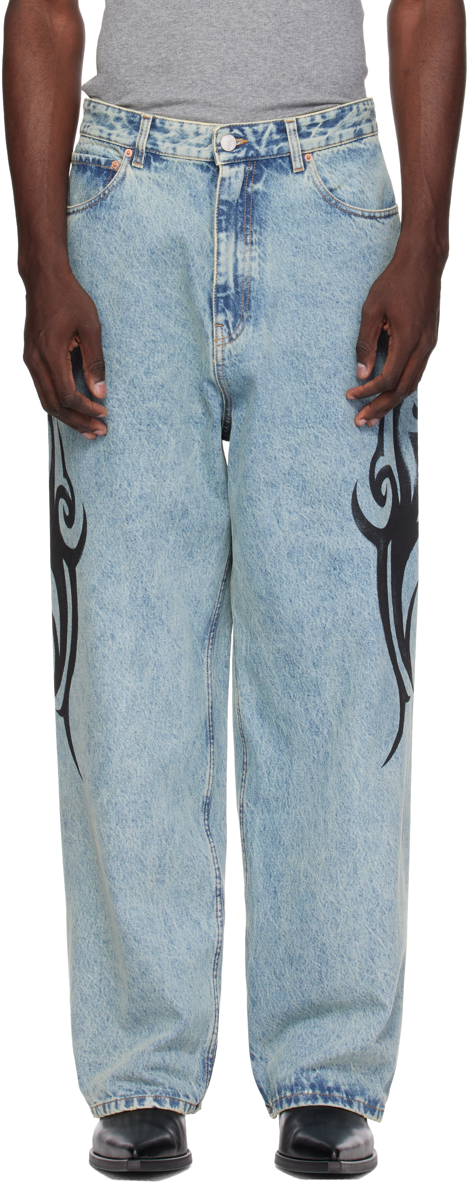 VETEMENTS - Jean ample bleu à logos de style graffiti