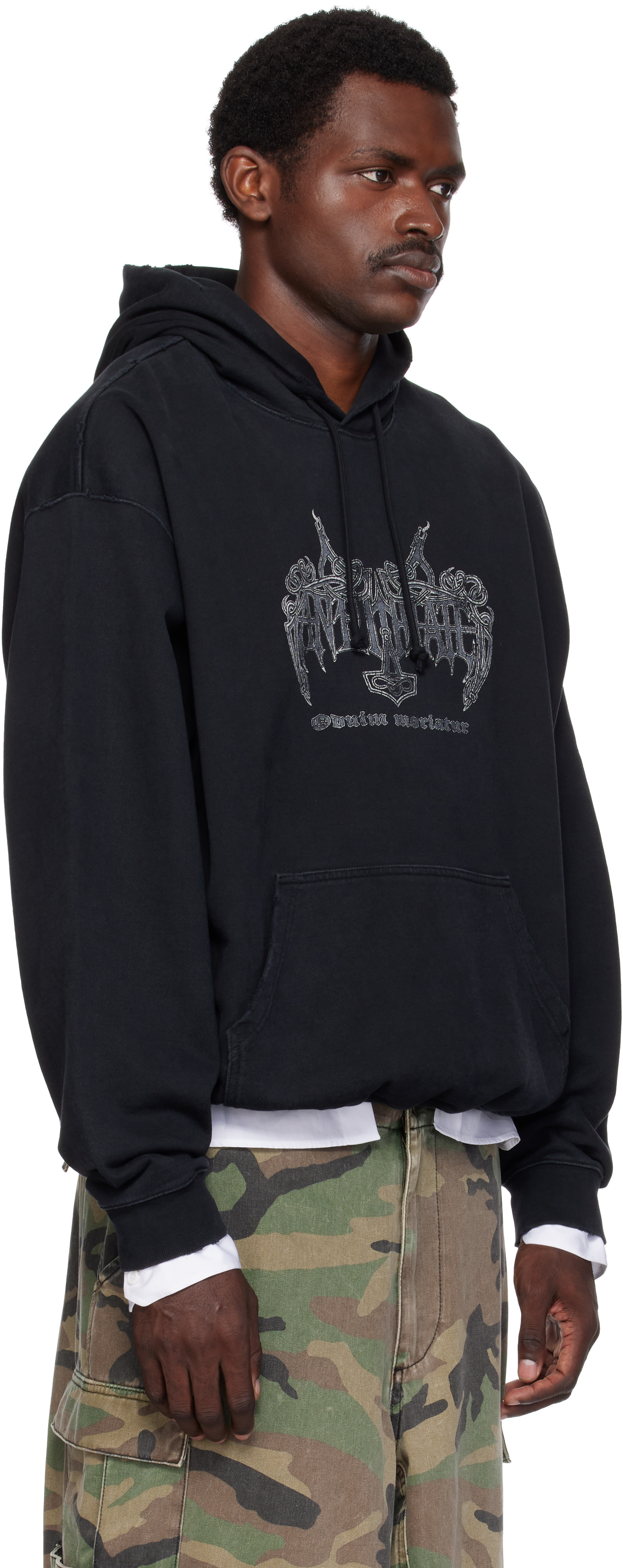 VETEMENTS - Pull à capuche 'Antihate' noir