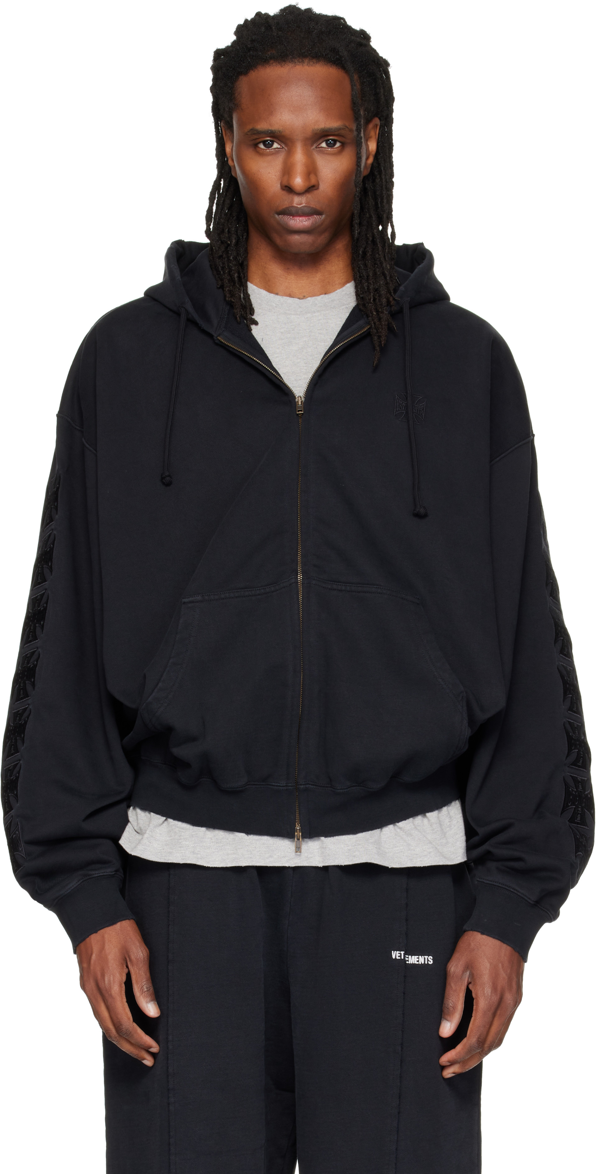 VETEMENTS: ブラック Embroidered Biker Cross Logo ジップアップ