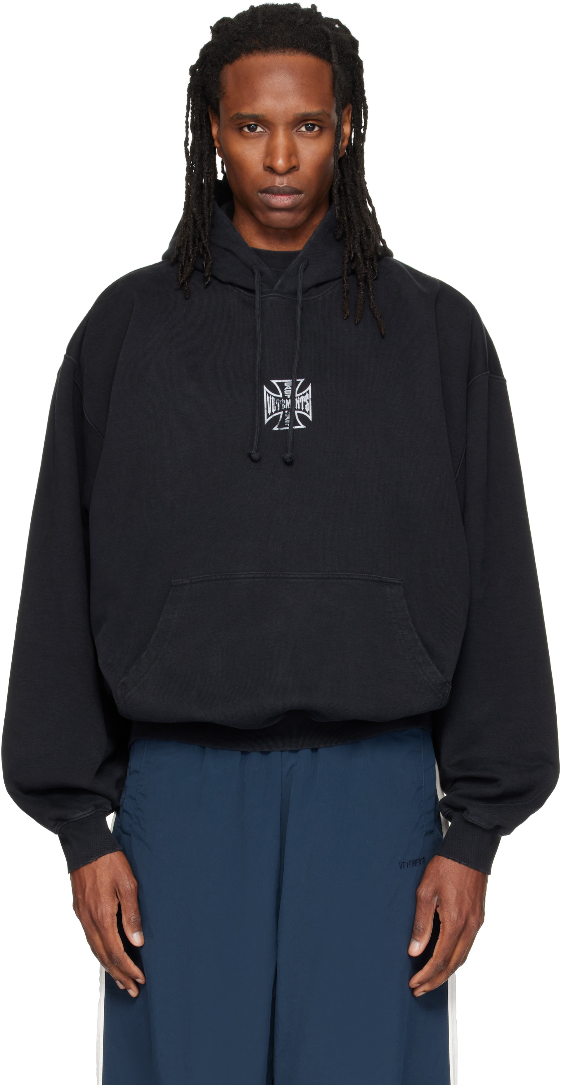 VETEMENTS: ブラック Biker Cross Logo オーバーサイズ フーディ