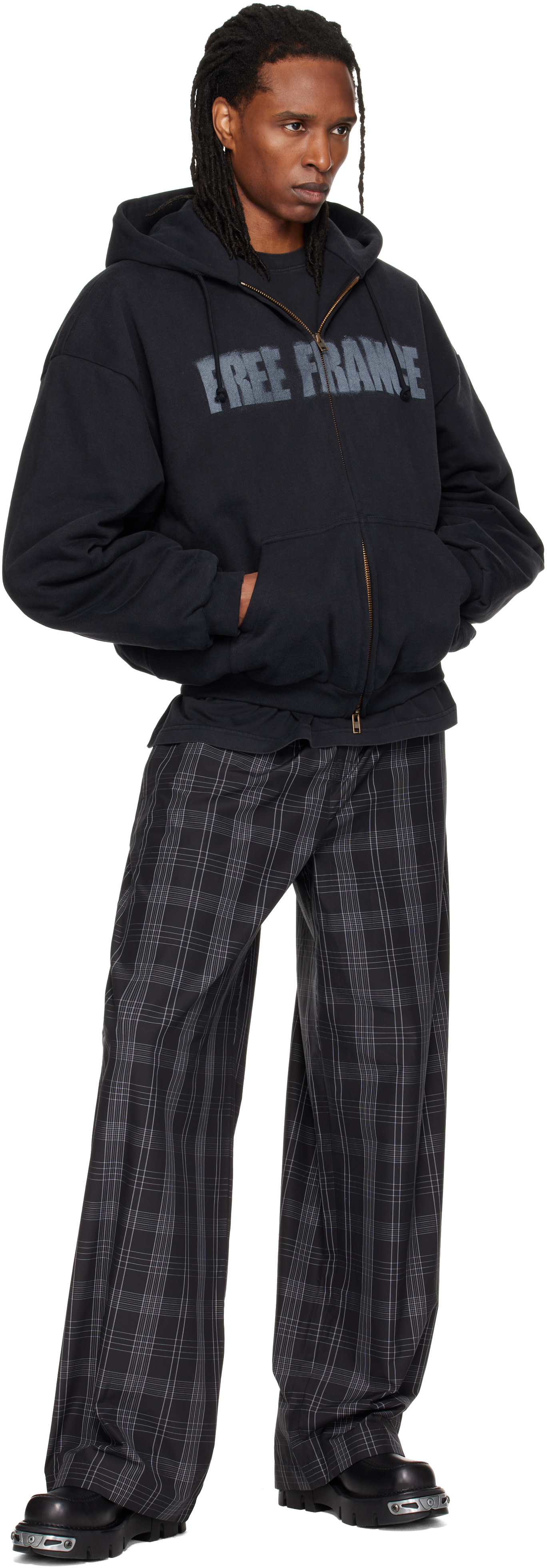 VETEMENTS - Pull à capuche noir à glissière et à texte