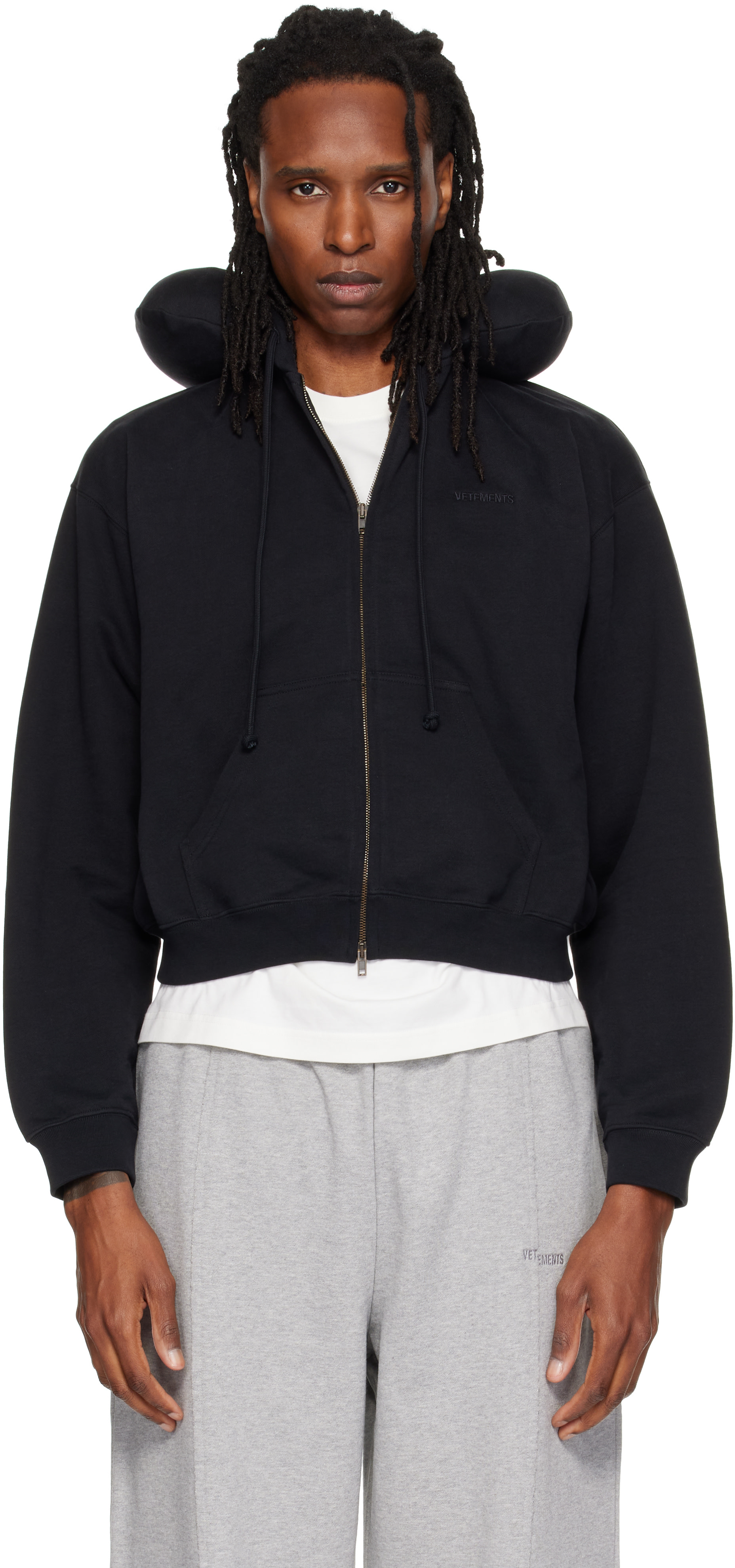 VETEMENTS: ブラック Neck Pillow Fitted ジップアップフーディ