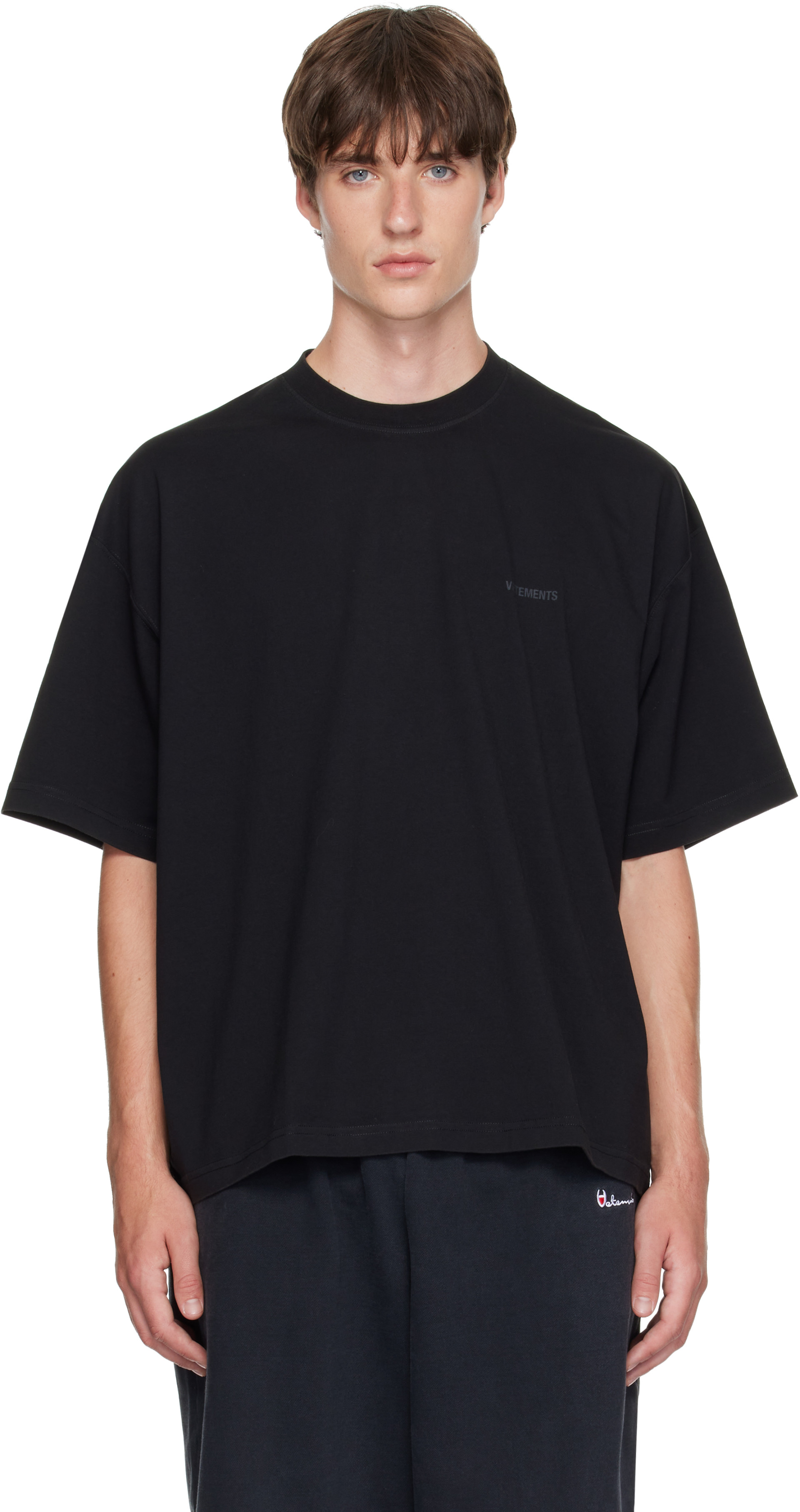 VETEMENTS: Black Classic Logo Boxy T-shirt | SSENSE Sweden