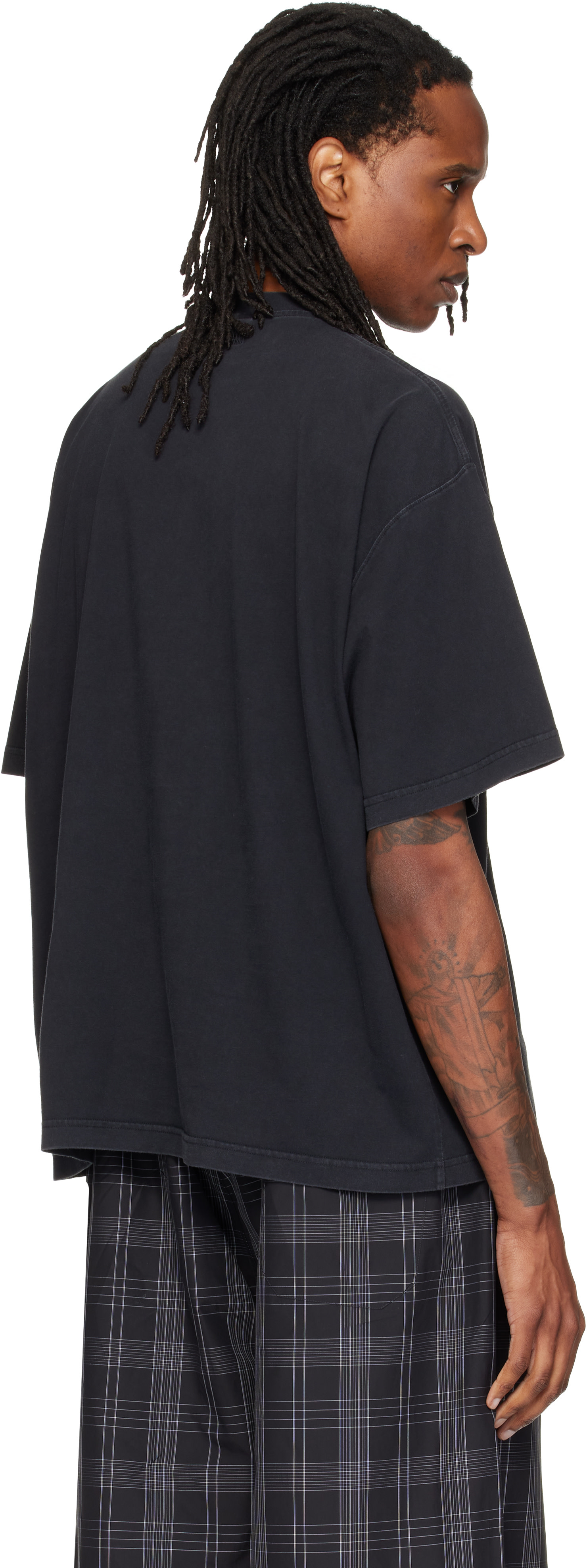 VETEMENTS: ブラック Classic Logo ボクシー Tシャツ | SSENSE 日本