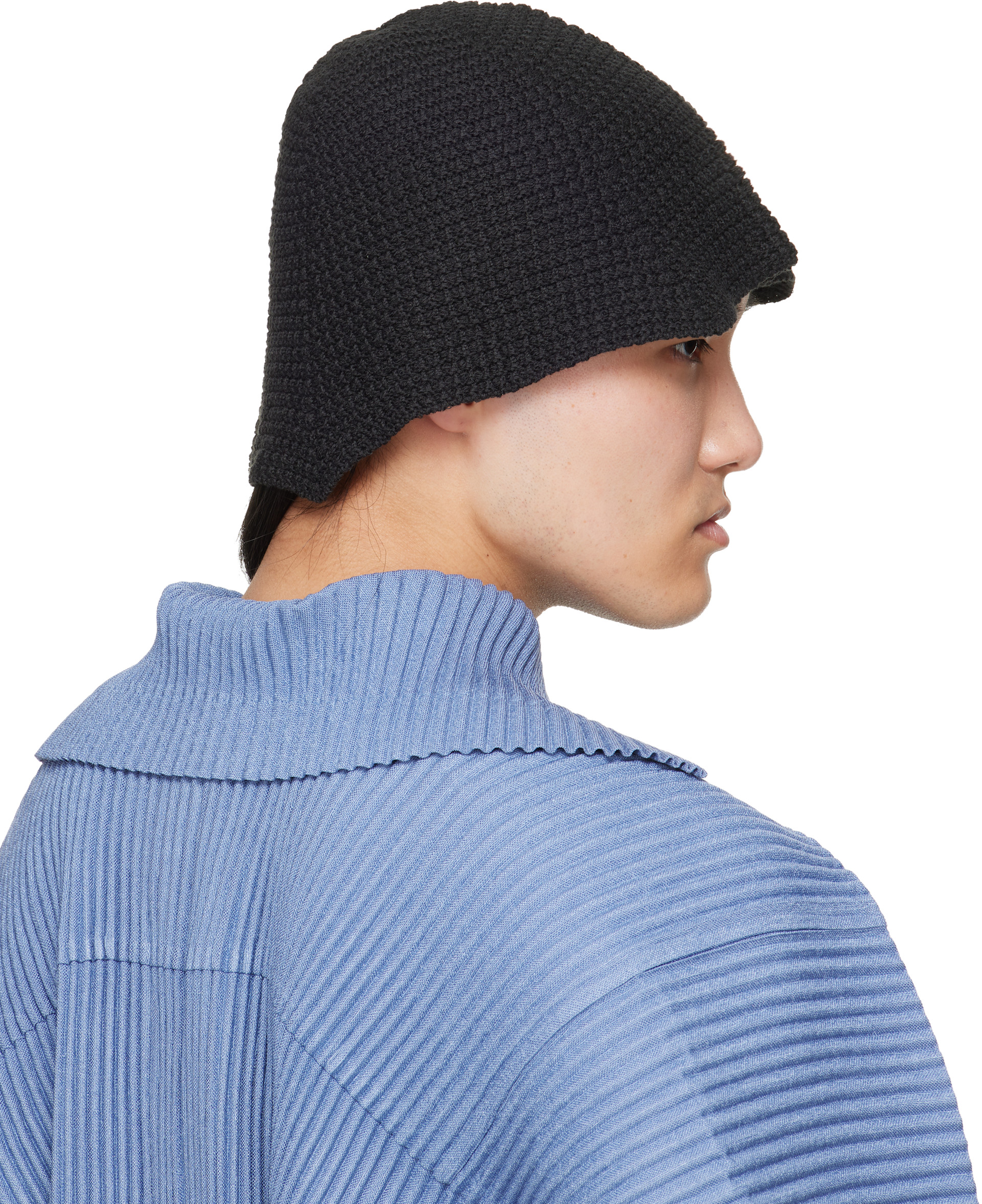 HOMME PLISSÉ ISSEY MIYAKE: Black Crochet Hat | SSENSE