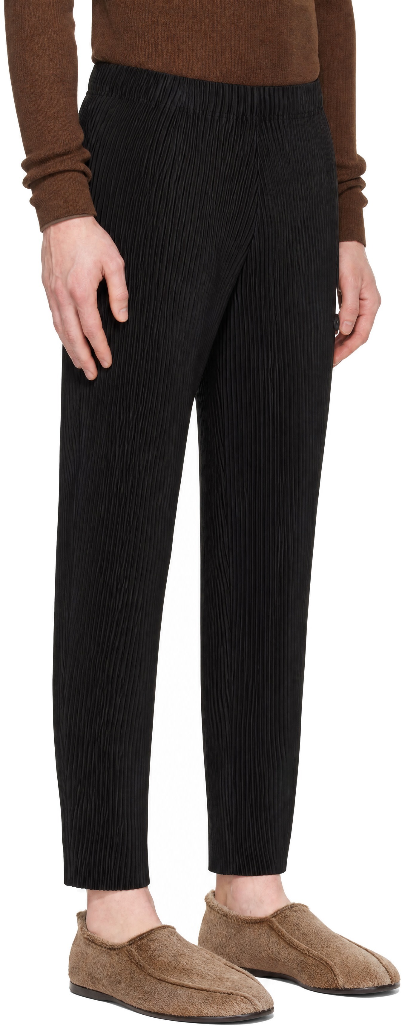 HOMME PLISSÉ ISSEY MIYAKE: Black September Slash Trousers | SSENSE HOMME PLISSÉ ISSEY MIYAKE: Black September Slash Trousers | SSENSE