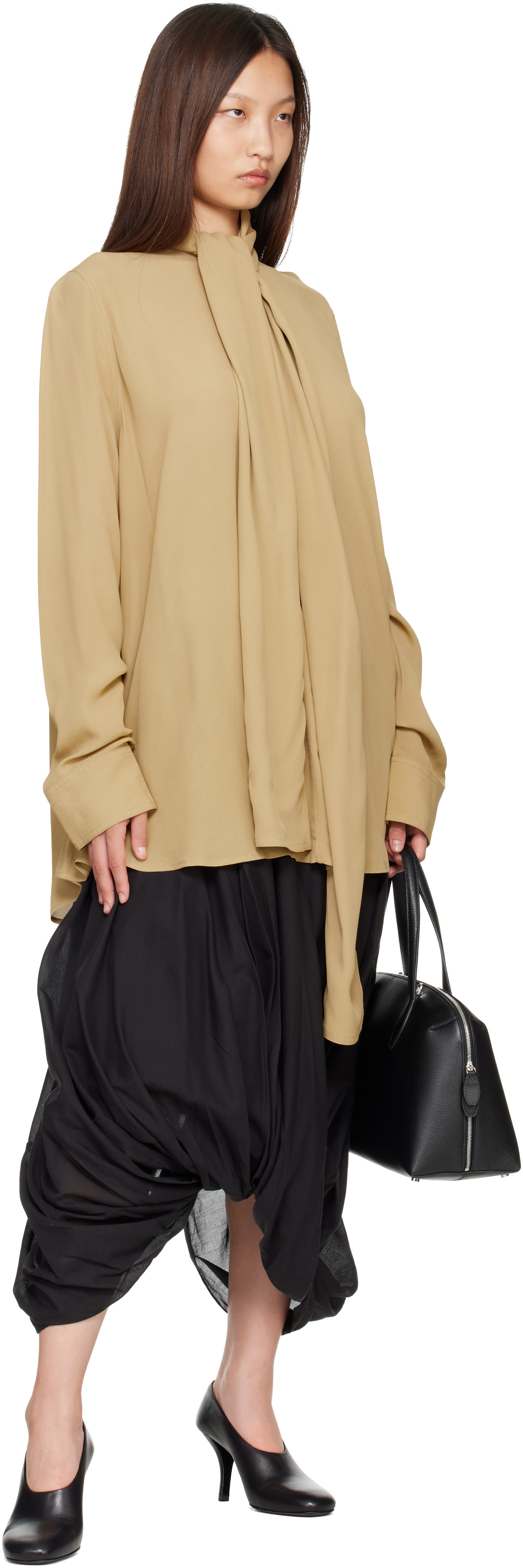 TOTEME - Chemisier beige drapé à écharpe