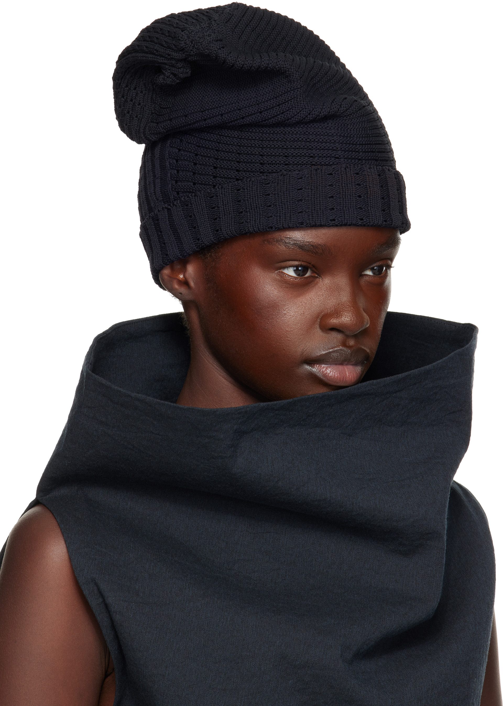 Issey Miyake - 블랙 파운드 스톤 비니