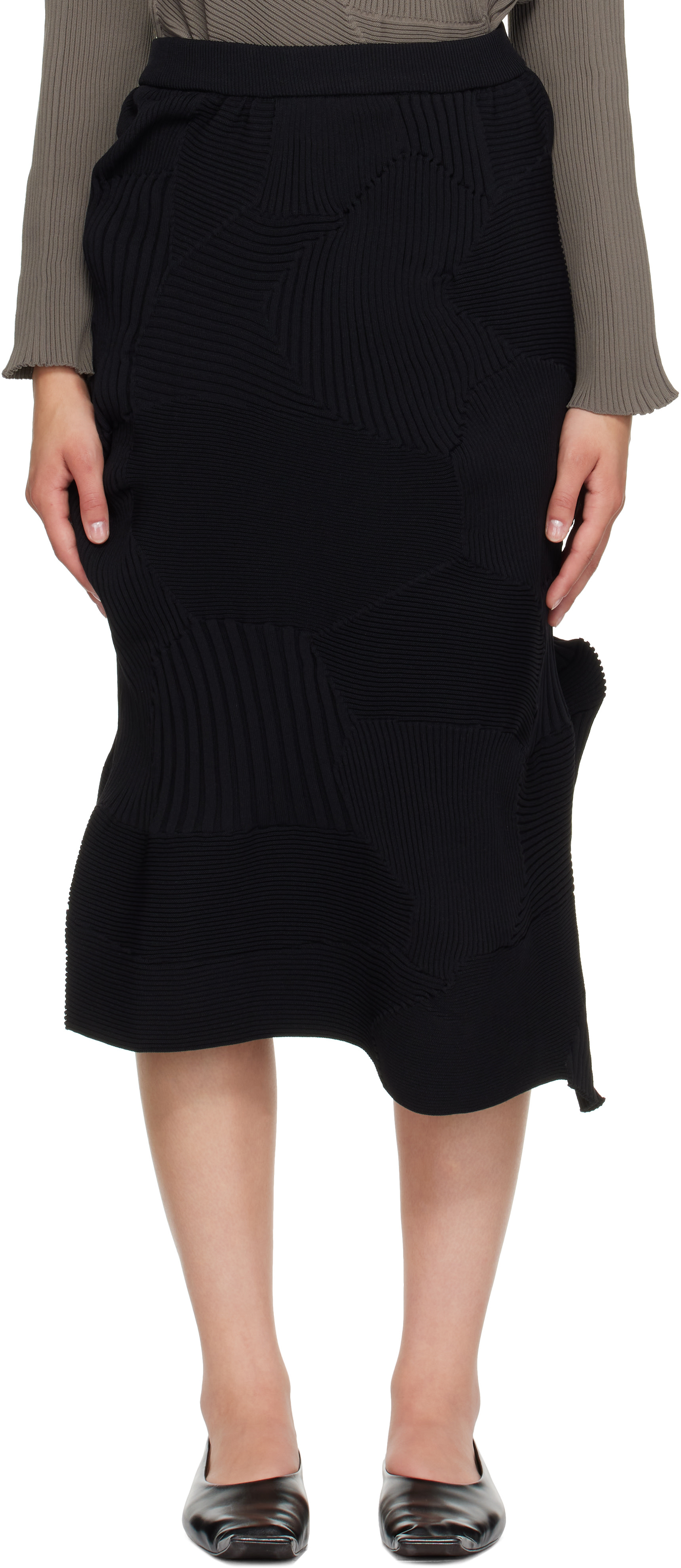 ISSEY MIYAKE: Black Kone Kone Midi Skirt | SSENSE
