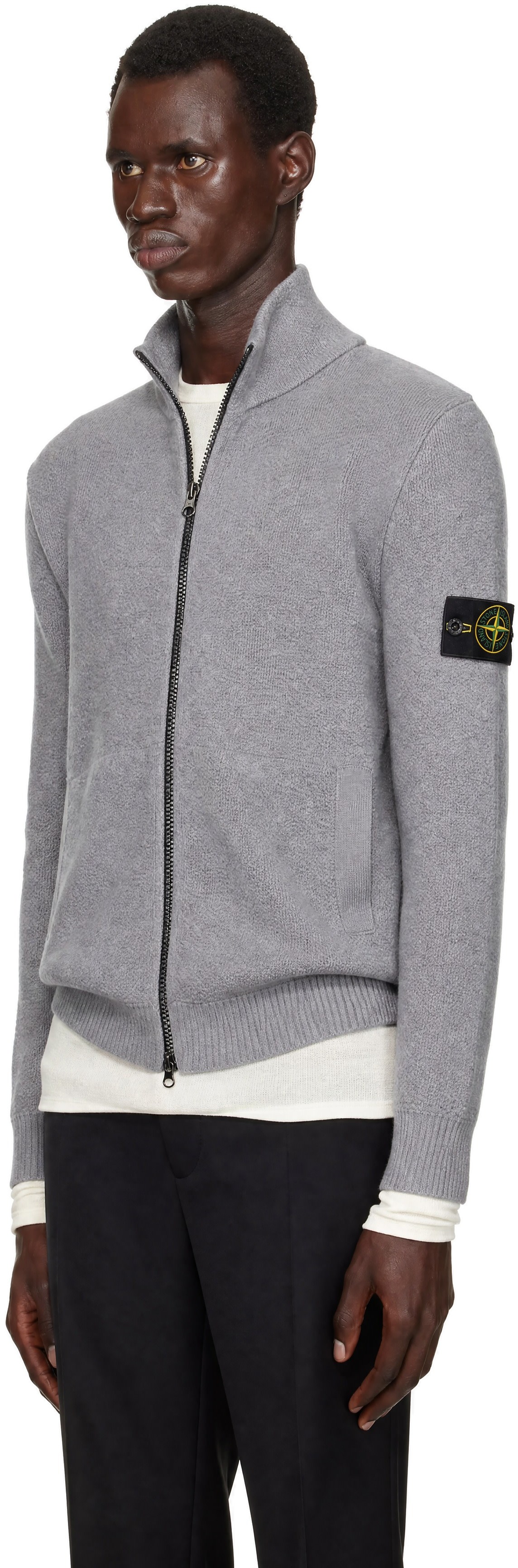 Stone Island - Pull 5100012 gris en laine texturée