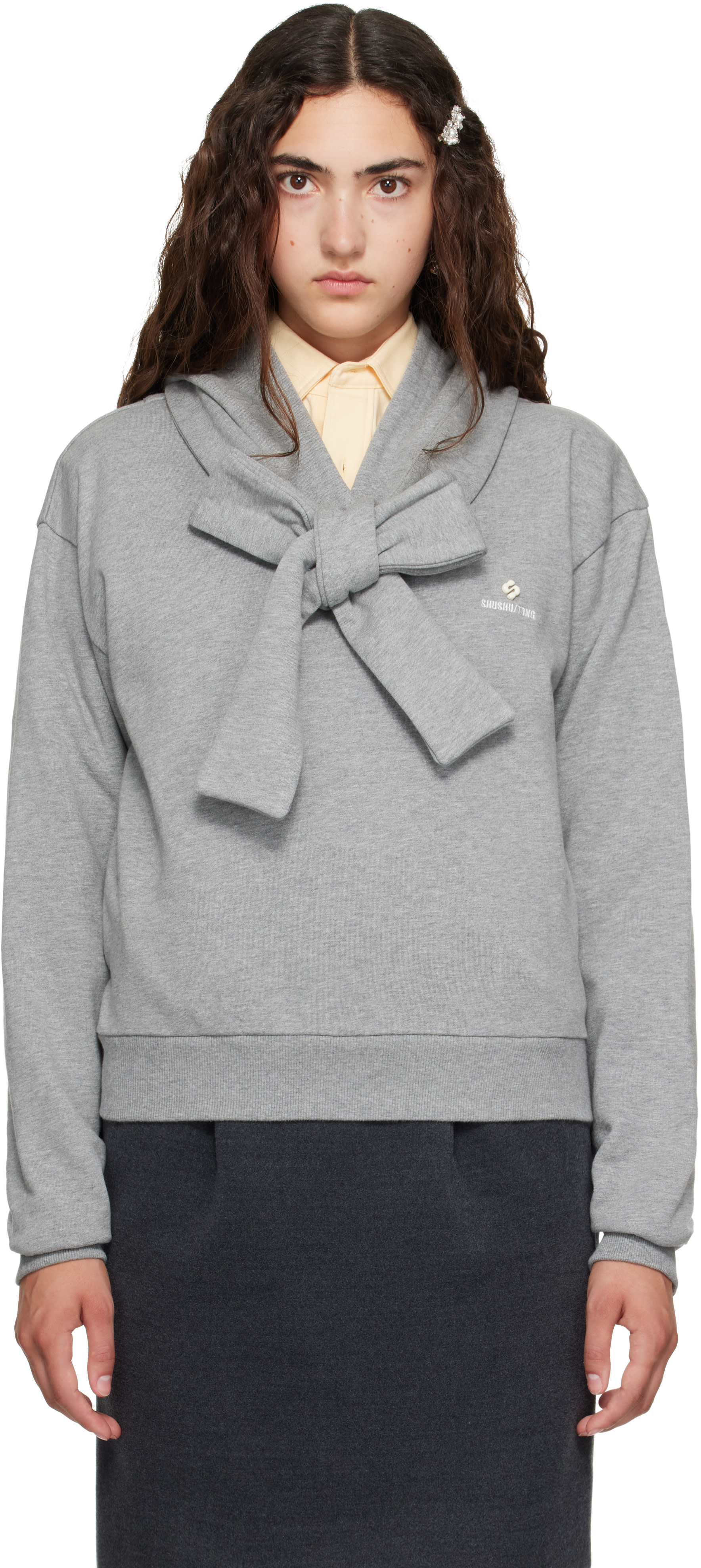 SHUSHU/TONG - Pull à capuche gris à boucle