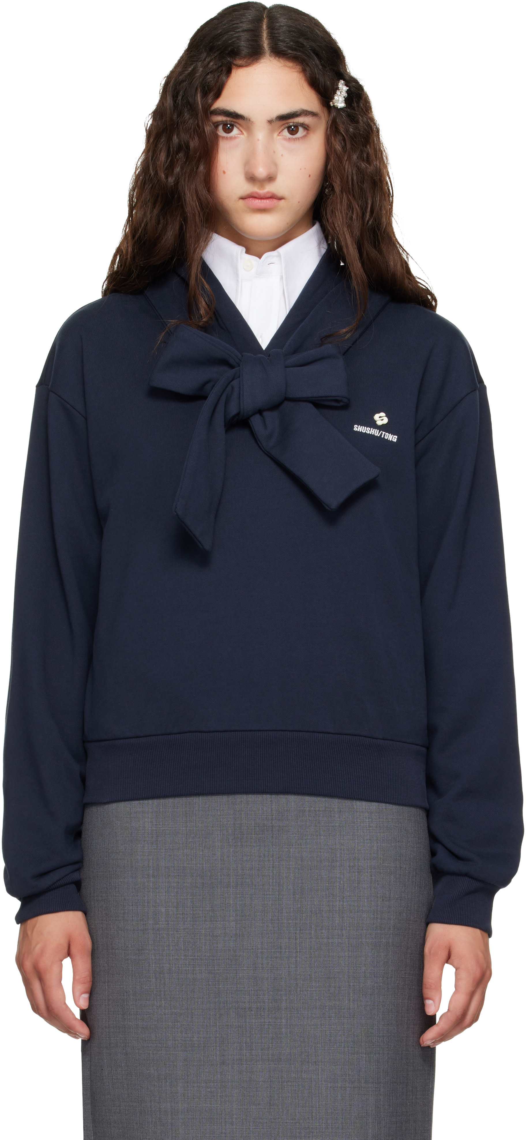 SHUSHU/TONG - Pull à capuche bleu marine à boucle