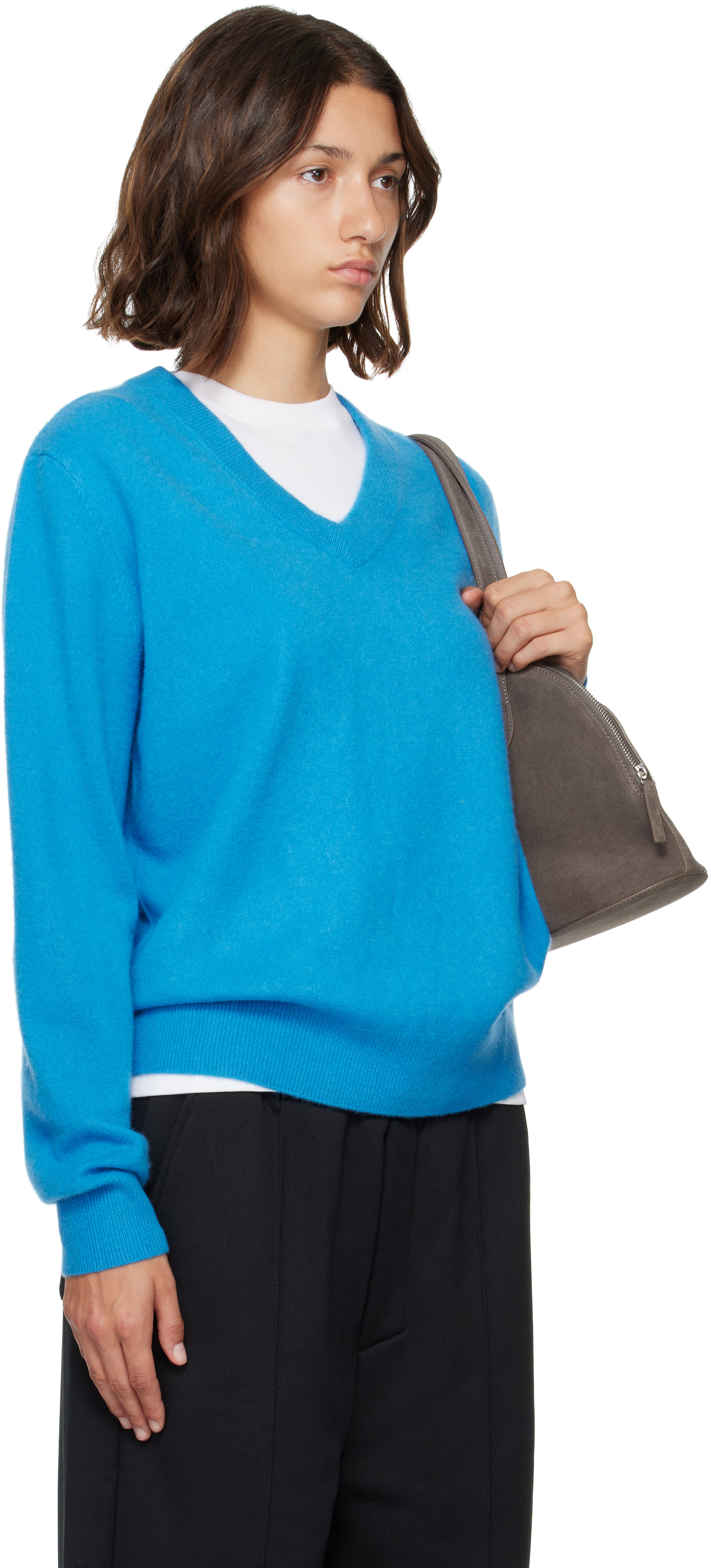 Entire Studios - Pull bleu en tricot de cachemire à col en V