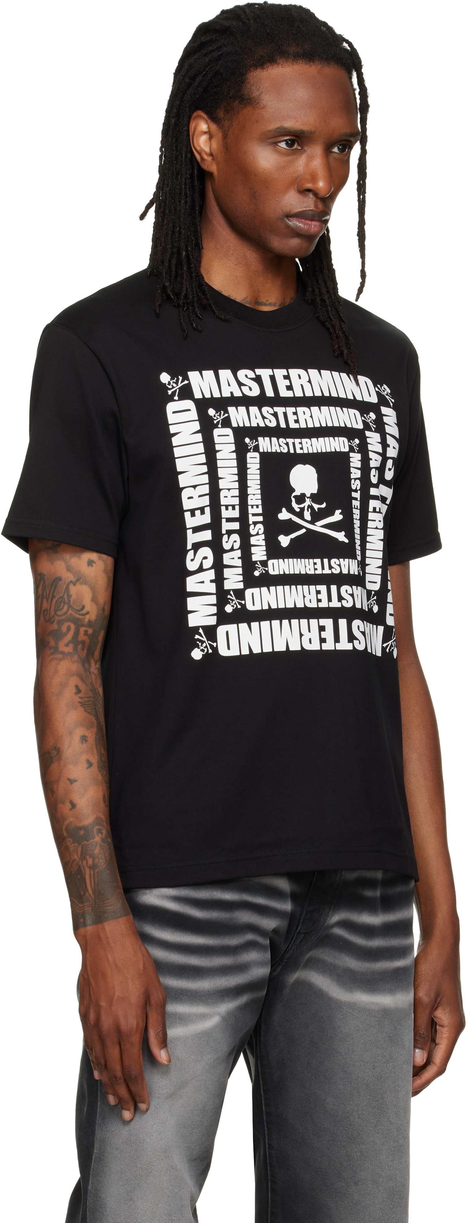 mastermind WORLD - 블랙 MW 스퀘어 로고 S/S 티셔츠