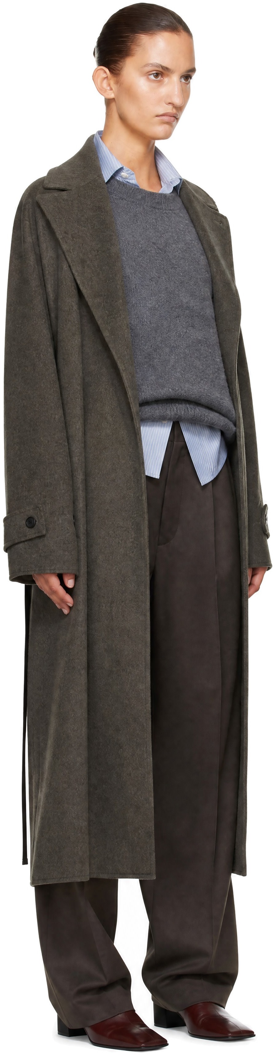 【極美品】stein NEW STRUCTURE CHESTER COAT ssstein: Taupe Doeskin Oversized Peak Lapel Chester Coat | SSENSE