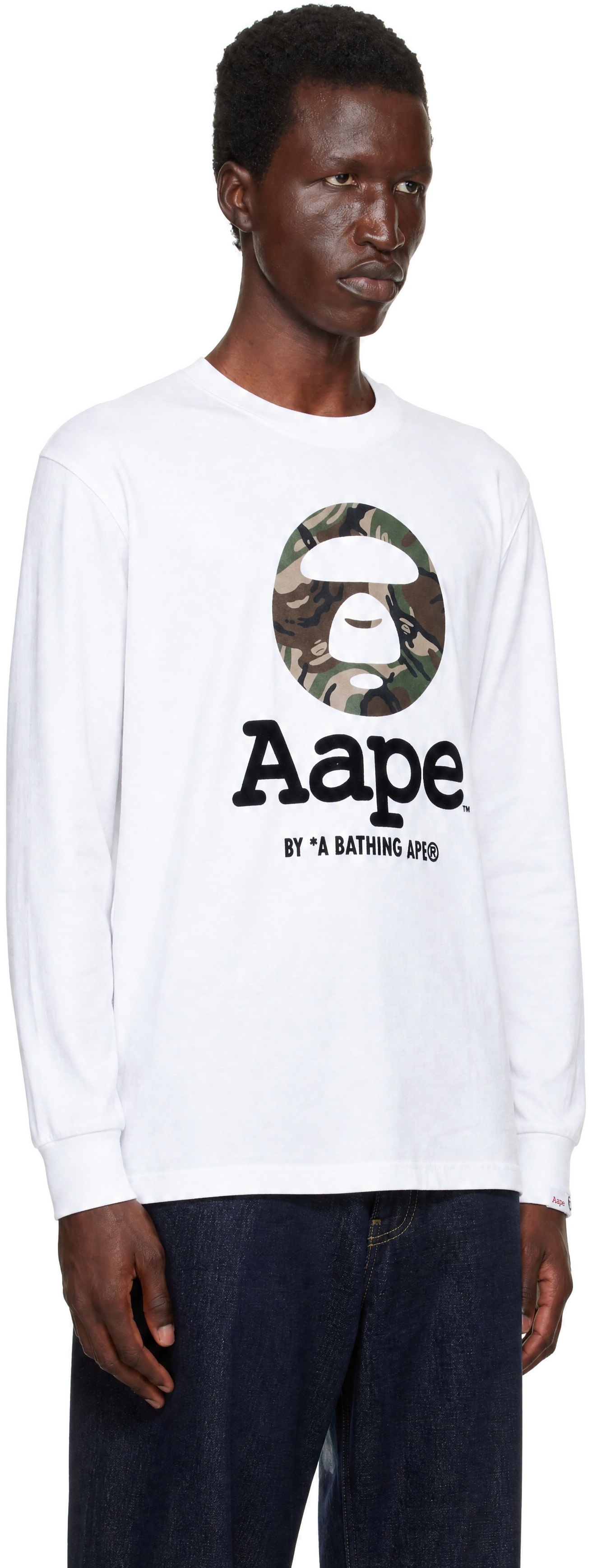 A BATHING APE 長袖シャツ AAPE by A Bathing Ape: White 'AAPEUNVS' Moonface Long Sleeve T