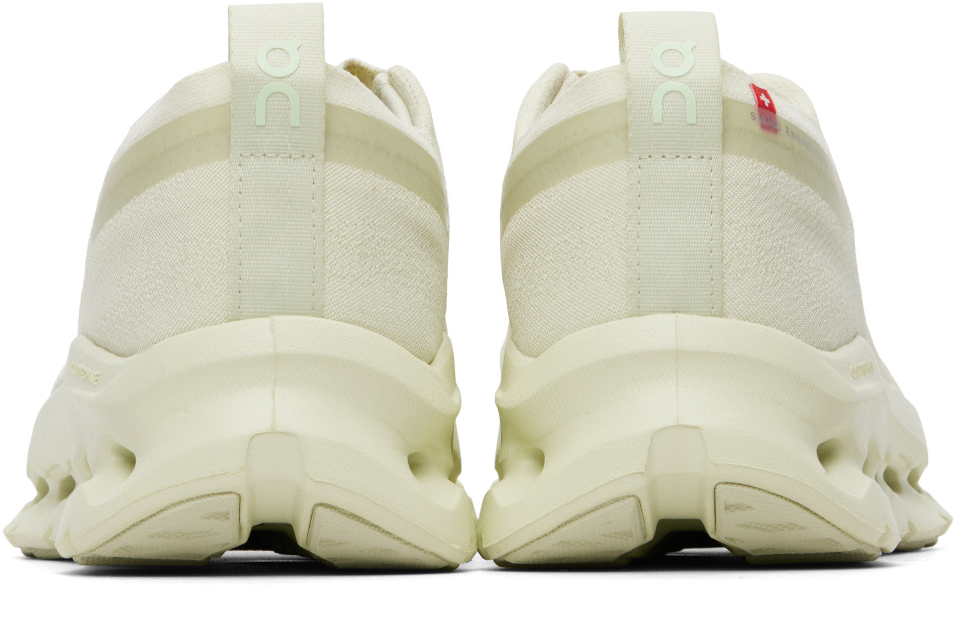 On - Baskets Cloudtilt Moon jaunes