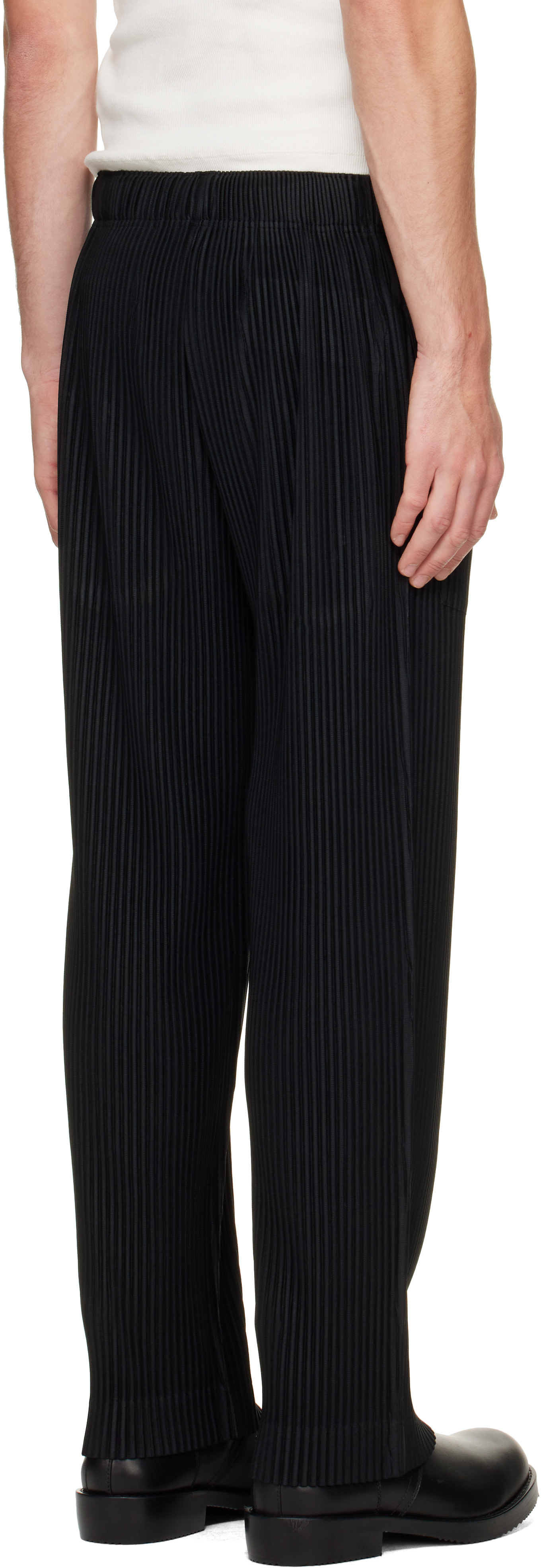 HOMME PLISSÉ ISSEY MIYAKE: Black Monthly Colors October Trousers
