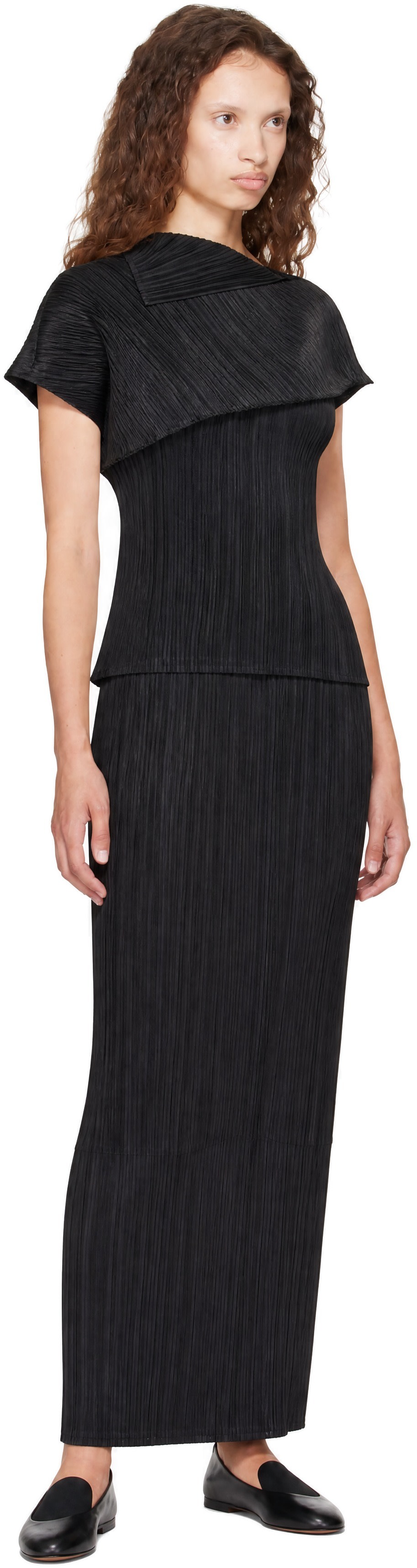 PLEATS PLEASE ISSEY MIYAKE: Black Leap Top | SSENSE