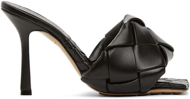 【現行品】BOTTEGAVENETA ボッテガヴェネタ LIDO リド ヒール Bottega Veneta: Black Intrecciato Lido Heeled Sandals | SSENSE