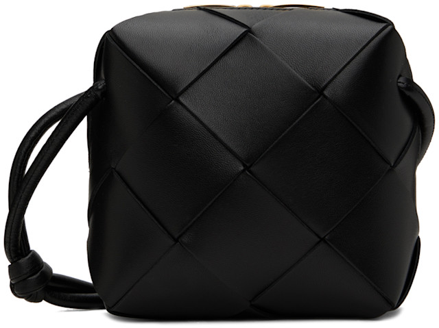 Bottega Veneta: ブラック ミニ Cassette カメラバッグ | SSENSE 日本