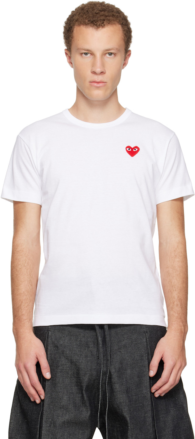 PLAY COMME des GARCONS / プレイコムデギャルソン | AD2023/8 | T-Shirt With Random Small Red Emblem Tシャツ | XS | ブラック | レディース PLAY COMME des GARCONS - PLAYプレイコムデギャルソン RED EMBLEM T