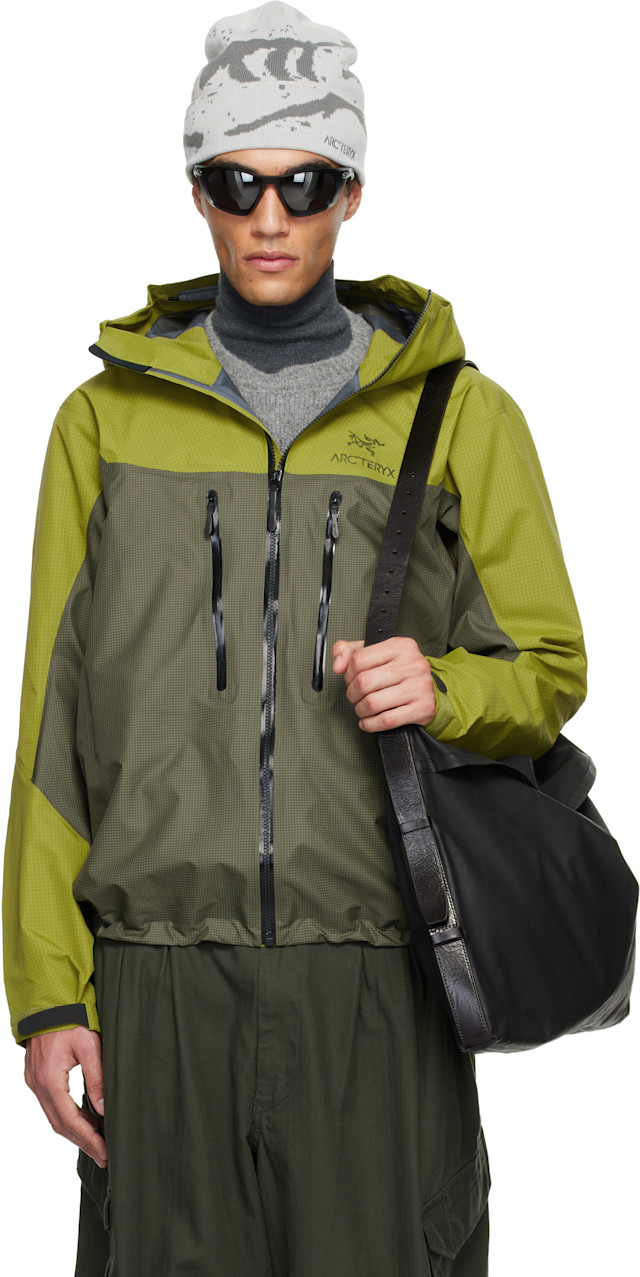 Arc'teryx: カーキ Alpha ジャケット | SSENSE 日本