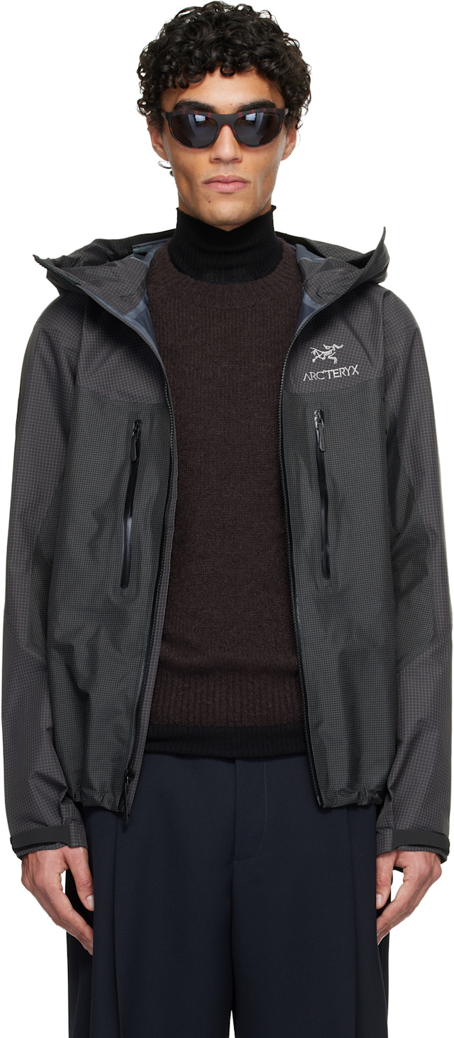 Arc'teryx: Black Alpha Jacket | SSENSE