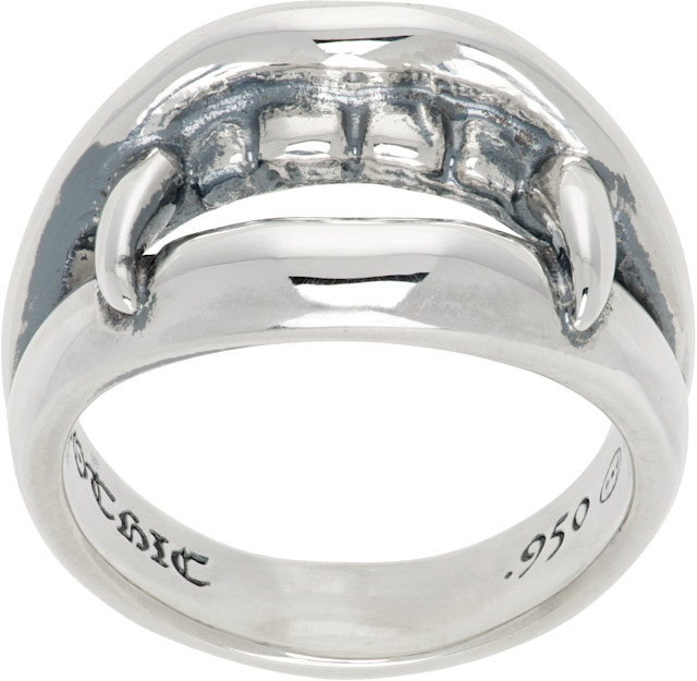 YOHJI YAMAMOTO: Vampire Fang Ring | SSENSE United Kingdom YOHJI YAMAMOTO: Vampire Fang Ring | SSENSE United Kingdom