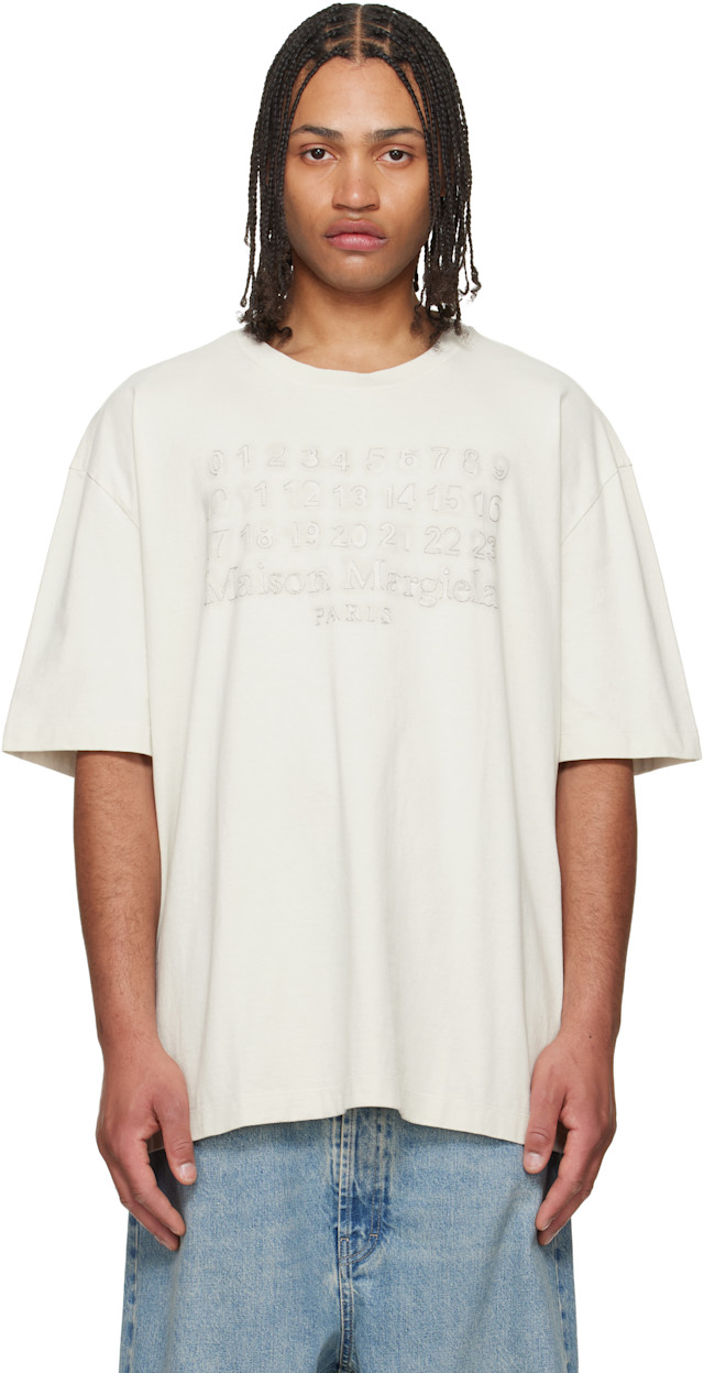 Maison Margiela: オフホワイト ロゴ刺繍 Tシャツ | SSENSE 日本