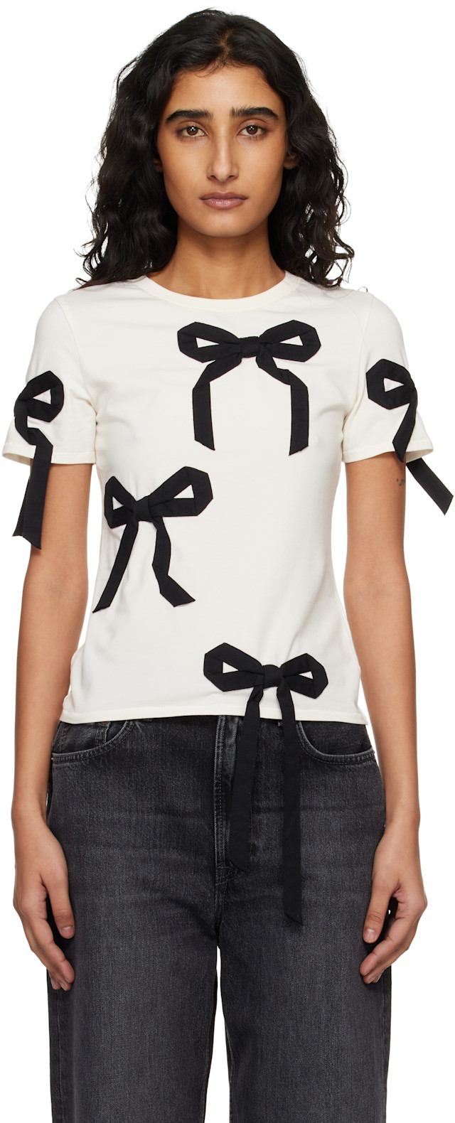 Marc Jacobs: オフホワイト リボン シュランケン Tシャツ | SSENSE 日本