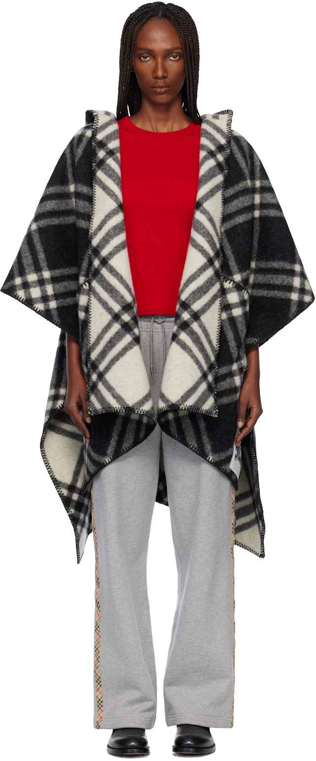RT-46967です　　　　BURBERRY　ダブルフェイス Burberry: Black Check Wool Reversible Cape | SSENSE