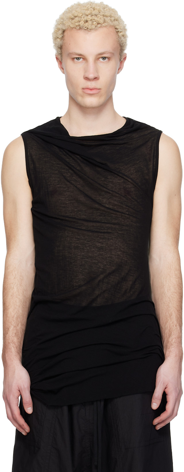 Julius: Black Twist Neck T-shirt | SSENSE