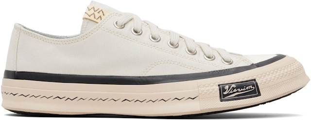 visvim: オフホワイト Skagway Lo スニーカー | SSENSE 日本