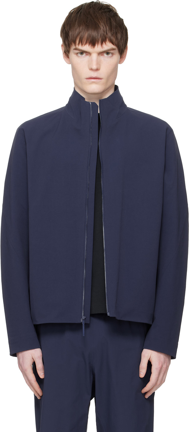 Veilance: Navy Isogon MX Jacket | SSENSE Canada