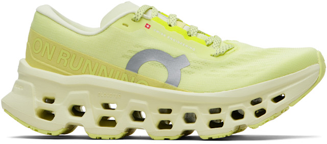 on-running-yellow-cloudmonster