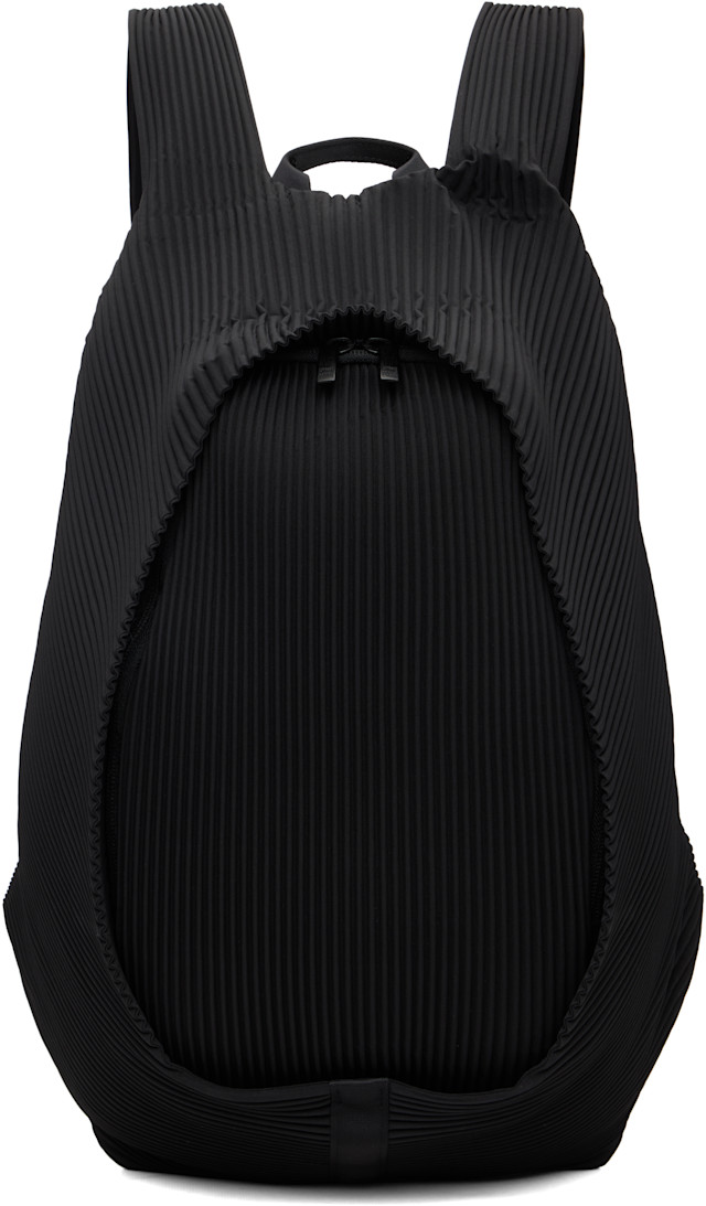 HOMME PLISSÉ ISSEY MIYAKE: Black Pleats Backpack | SSENSE