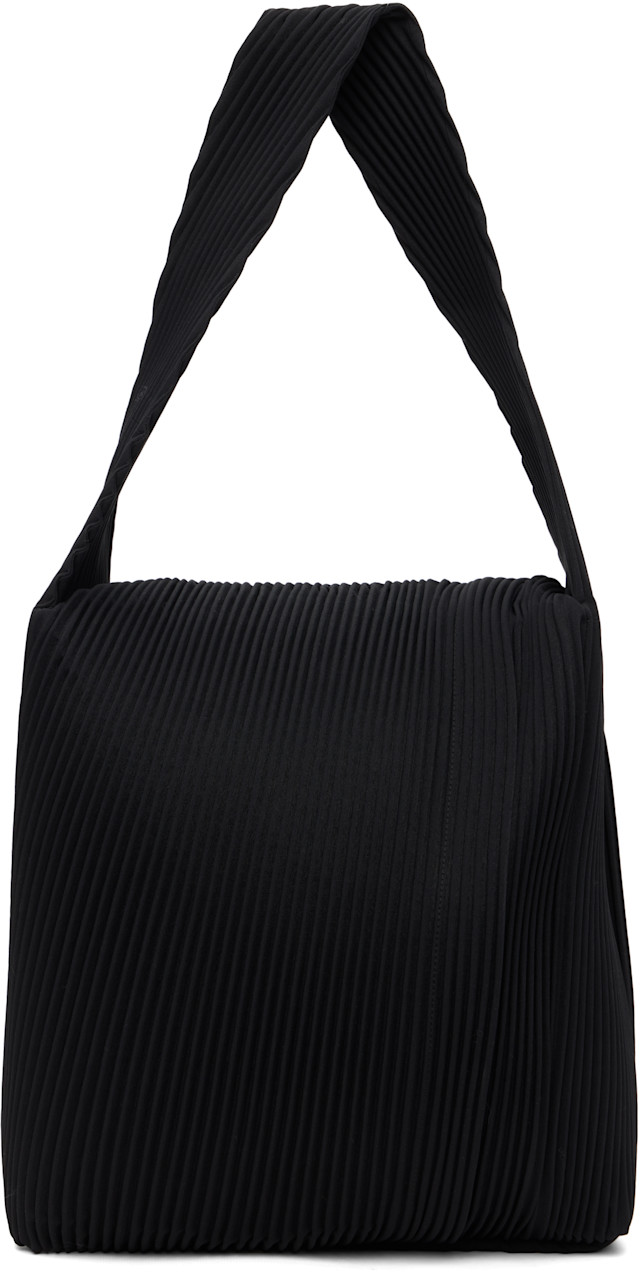HOMME PLISSÉ ISSEY MIYAKE: Black Rounded Square Tote | SSENSE