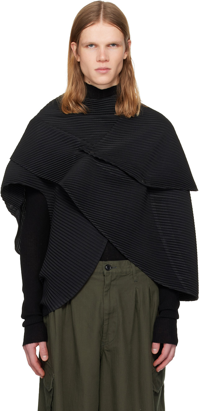 HOMME PLISSÉ ISSEY MIYAKE: Black Stone Cloud Vest | SSENSE Canada