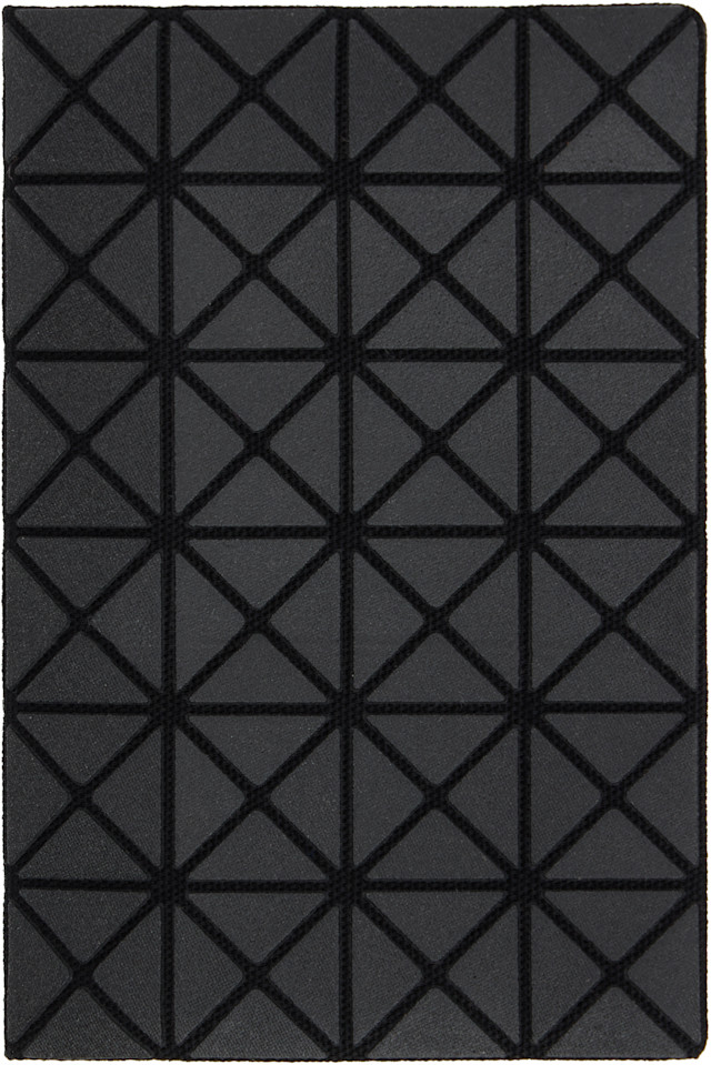 BAO BAO ISSEY MIYAKE: Black Oyster Card Holder | SSENSE