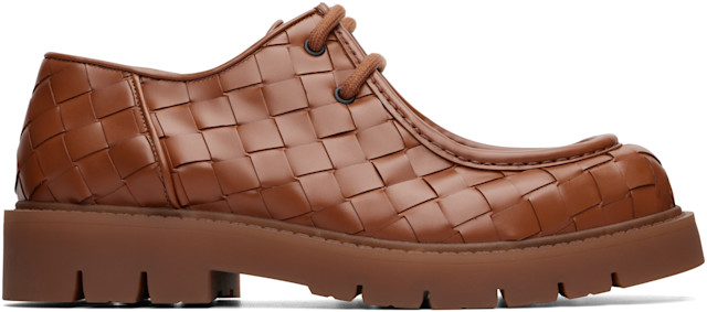 Bottega Veneta: ブラウン Haddock レースアップダービー | SSENSE 日本