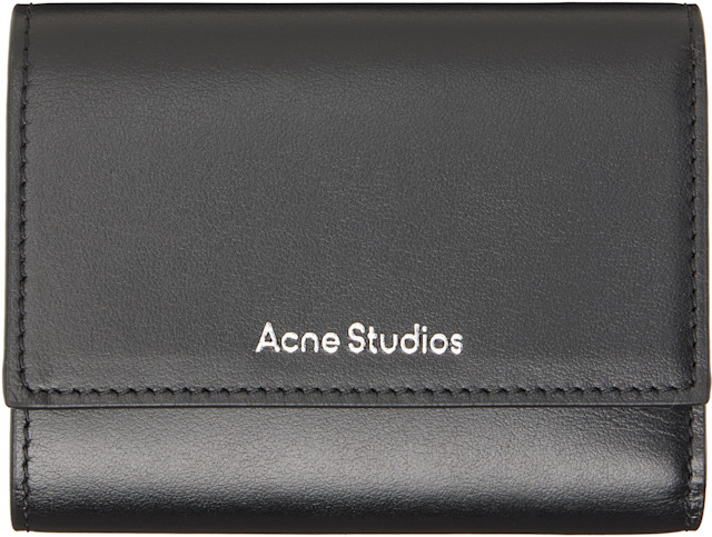 Acne Studios: ブラック レザー 三つ折り財布 | SSENSE 日本
