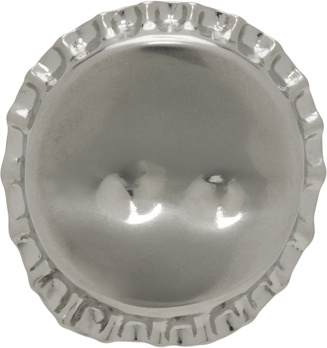 MM6 Maison Margiela: Bottle Cap ブローチ | SSENSE 日本